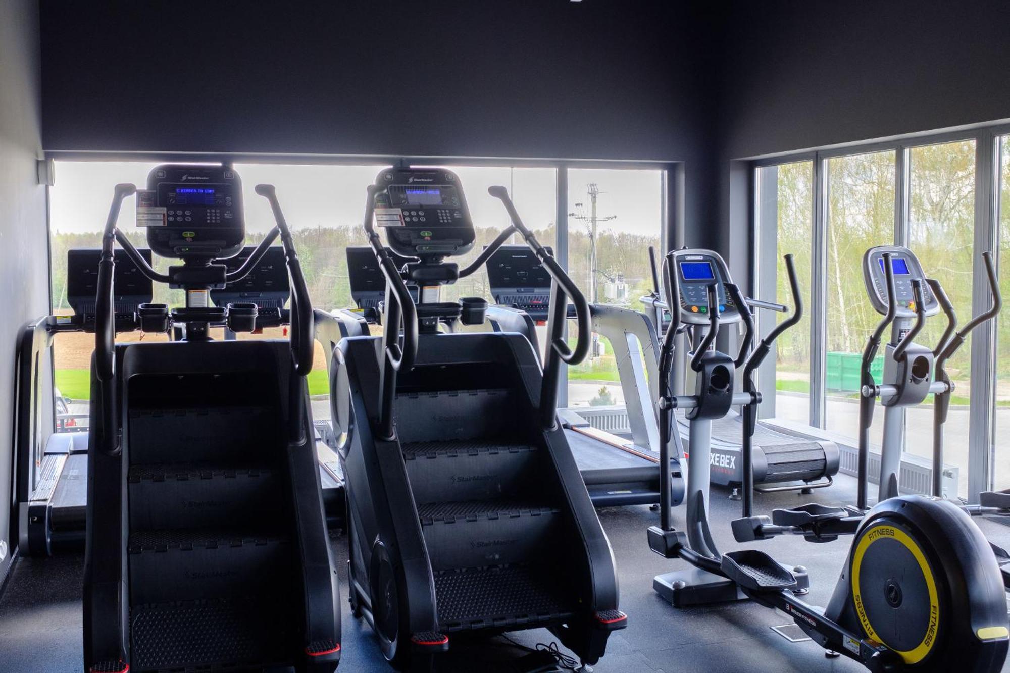 Wr Sport Hotel & Spa - Centrum Sportu I Rozrywki Swilcza Ngoại thất bức ảnh